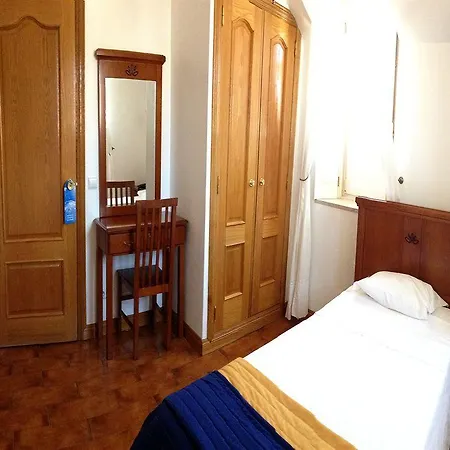 Hotel Smart 2*